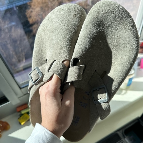 Birkenstock Shoes - BARELY WORN birkenstocks!